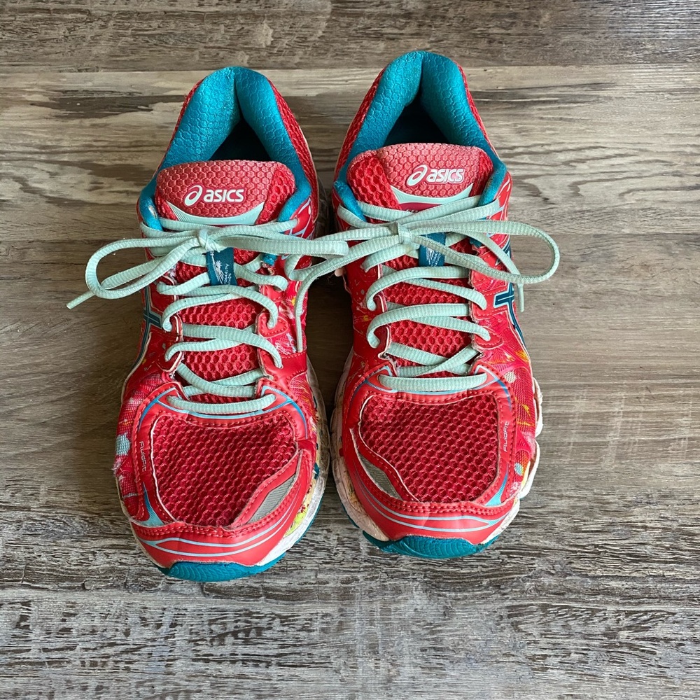 Size 7 Asics Gel Nimbus 16 NYC Marathon Edition